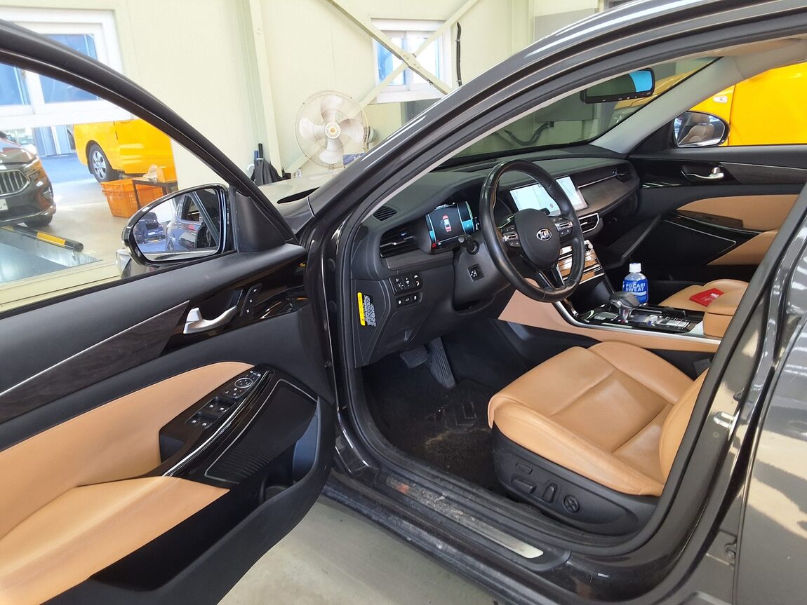 KIA K7 PREMIER HYBRID SIGNATURE 2020 - zdjęcie 11