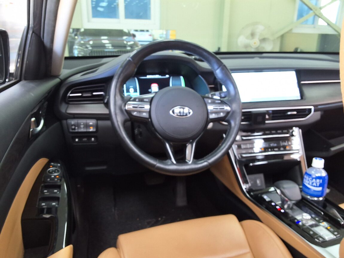 KIA K7 PREMIER HYBRID SIGNATURE 2020 - zdjęcie 12