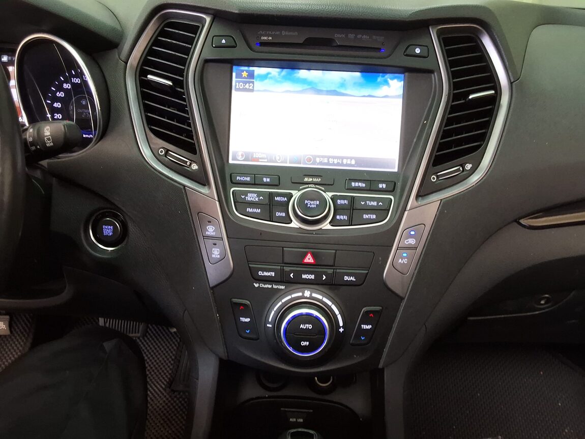 HYUNDAI SANTA FE (DM) DIESEL R2.0 2WD PREMIUM 2013 - zdjęcie 24