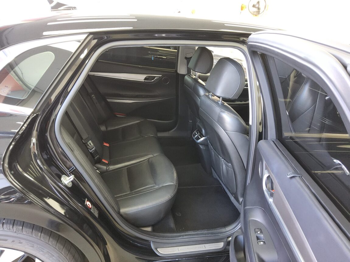 HYUNDAI THE NEW GRANDEUR IG HYBRID 2.4 HEV EXCLUSIVE 2021 - zdjęcie 13