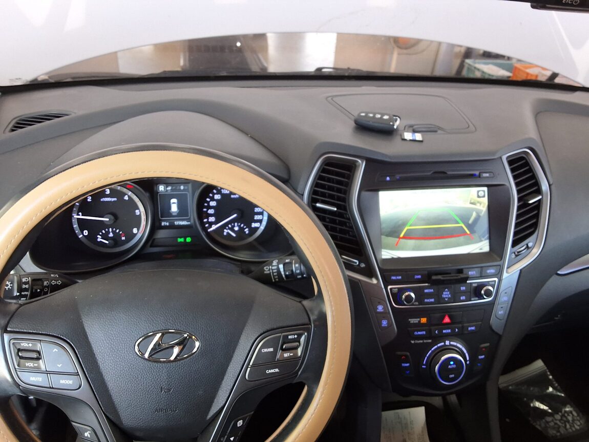 HYUNDAI SANTA FE THE PRIME DIESEL R2.0 2WD PREMIUM 2016 - zdjęcie 18