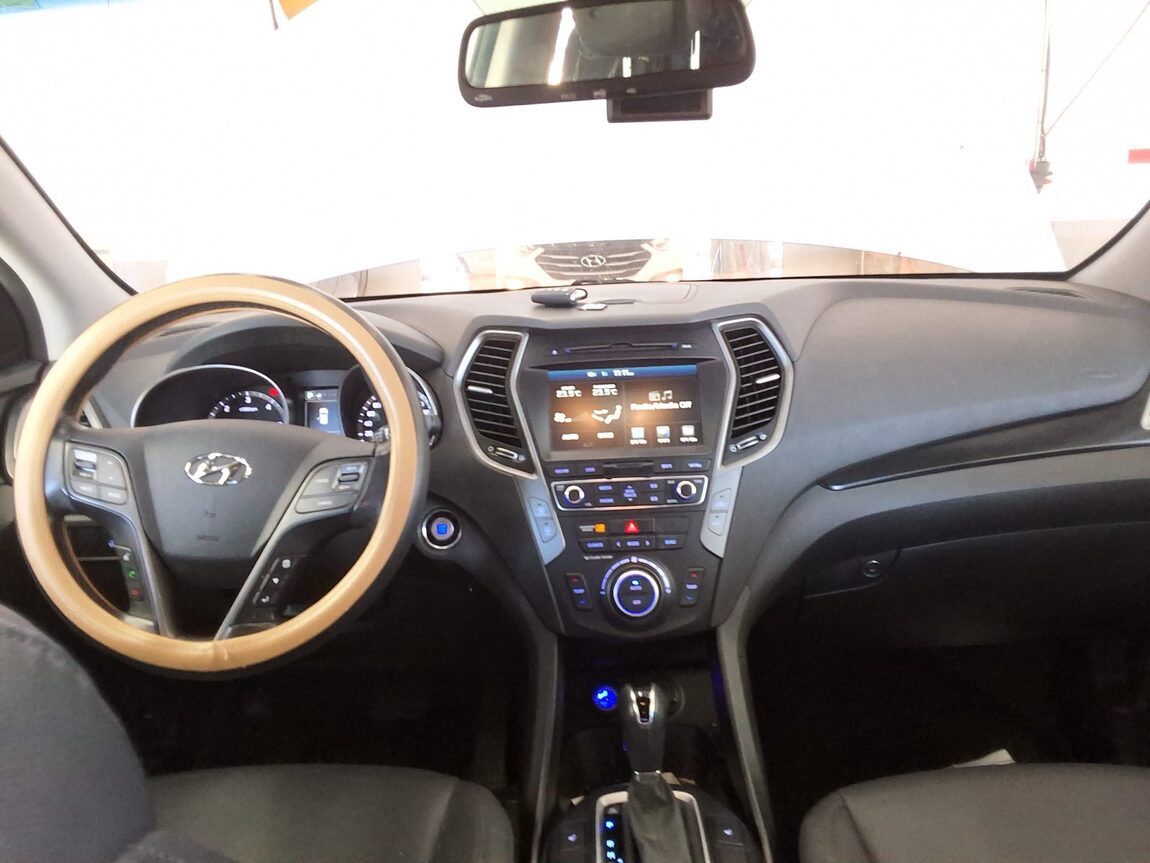 HYUNDAI SANTA FE THE PRIME DIESEL R2.0 2WD PREMIUM 2016 - zdjęcie 11