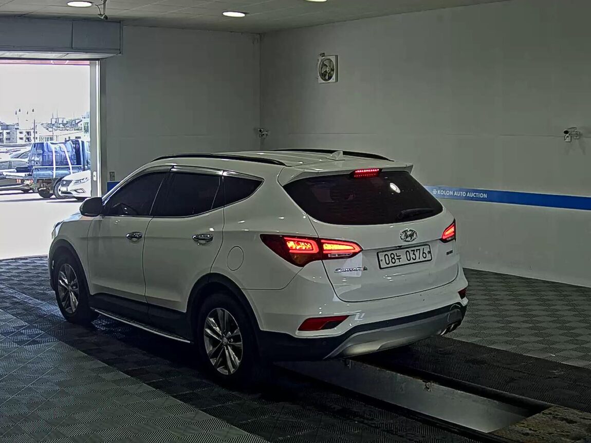 HYUNDAI SANTA FE THE PRIME DIESEL R2.0 2WD PREMIUM 2016 - zdjęcie 6