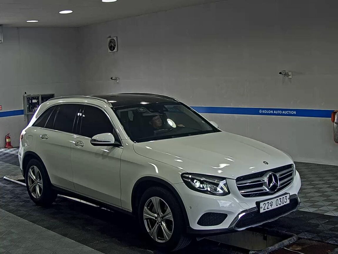 MERCEDES-BENZ GLC-CLASS GLC 220d 4MATIC 2017 - zdjęcie 3