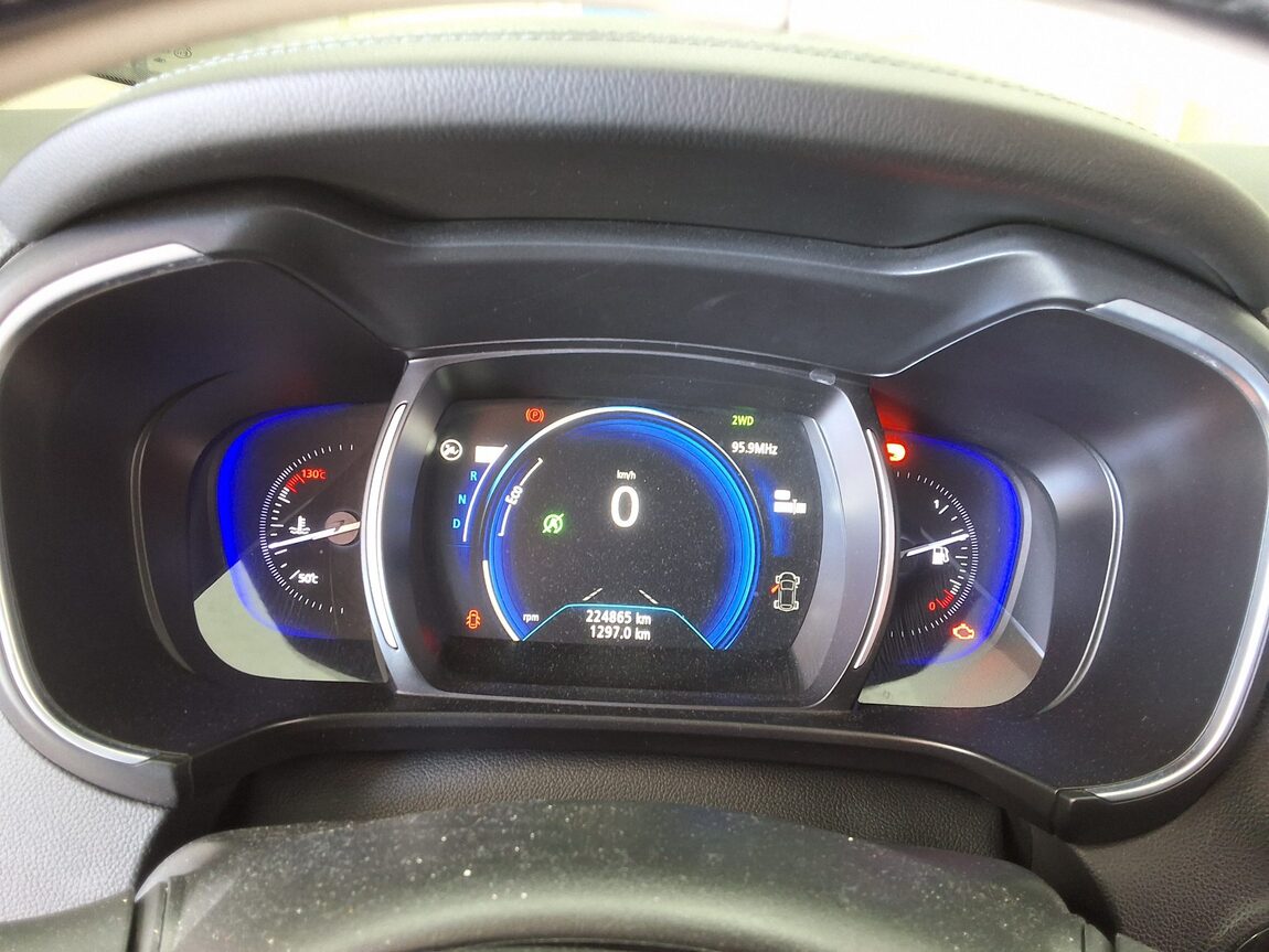 RENAULT (SAMSUNG) QM6 2.0 dCi 4WD RE SIGNATURE 2017 - zdjęcie 10
