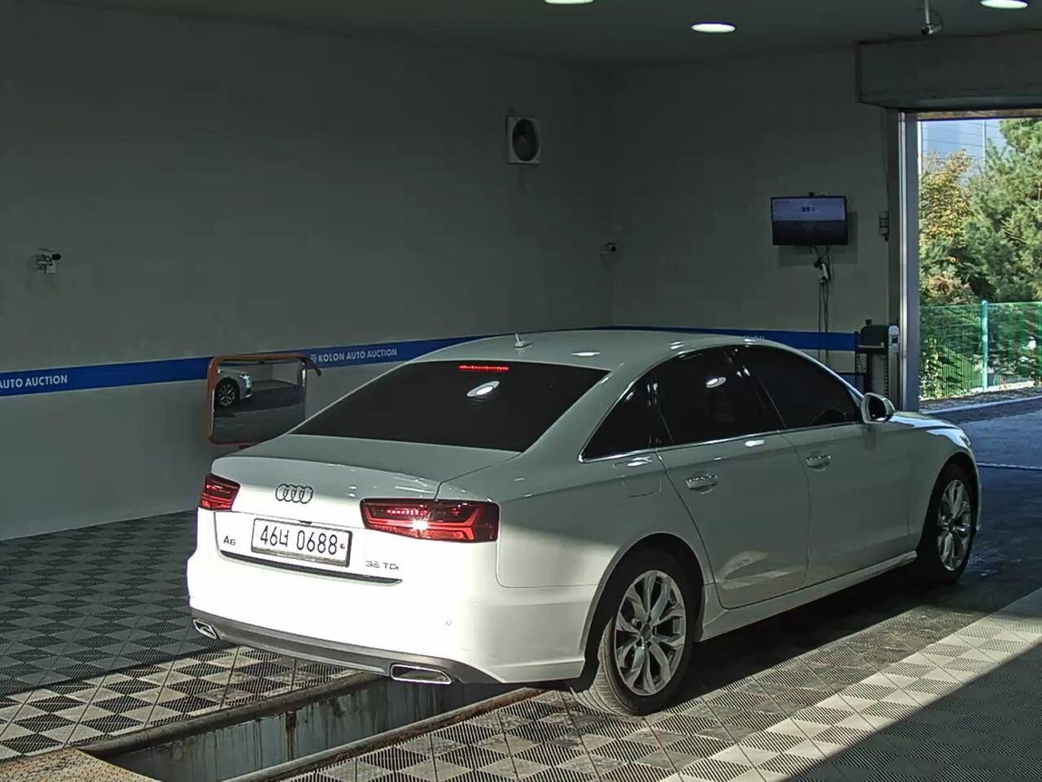 AUDI A6 (4TH GEN) 35 TDI PREMIUM 2016 - zdjęcie 5
