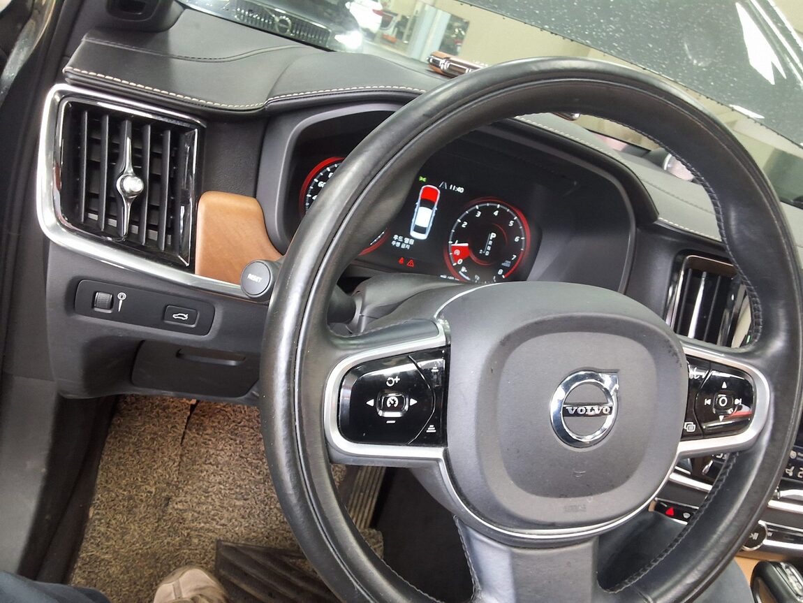 VOLVO THE NEW S90 T5 INSCRIPTION 2017 - zdjęcie 23