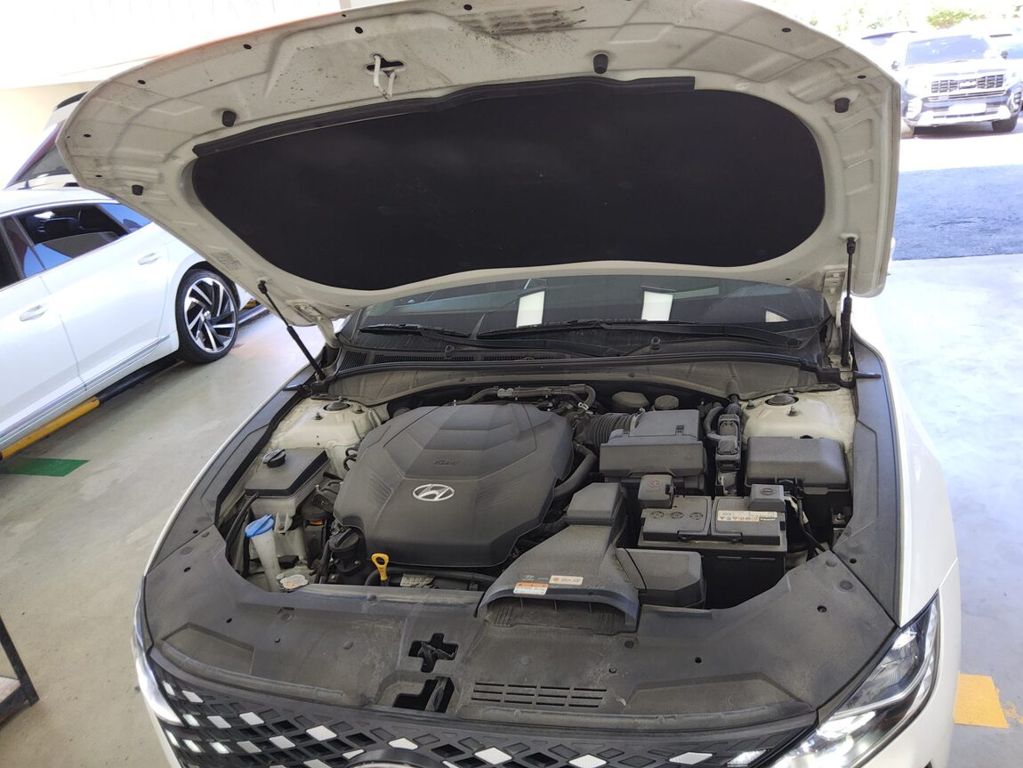 HYUNDAI THE NEW GRANDEUR IG GASOLINE 3.3 PREMIUM CHOICE 2020 - zdjęcie 21