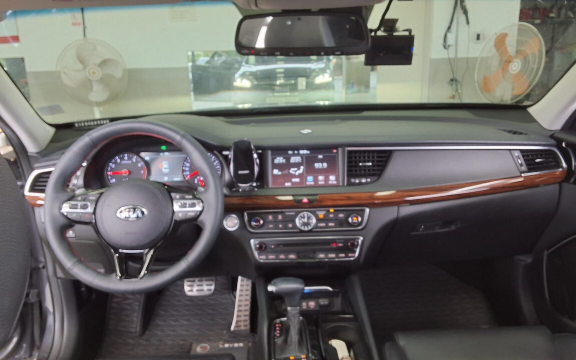 KIA ALL NEW K7 2.4 GDi LIMITED 2017 - zdjęcie 11
