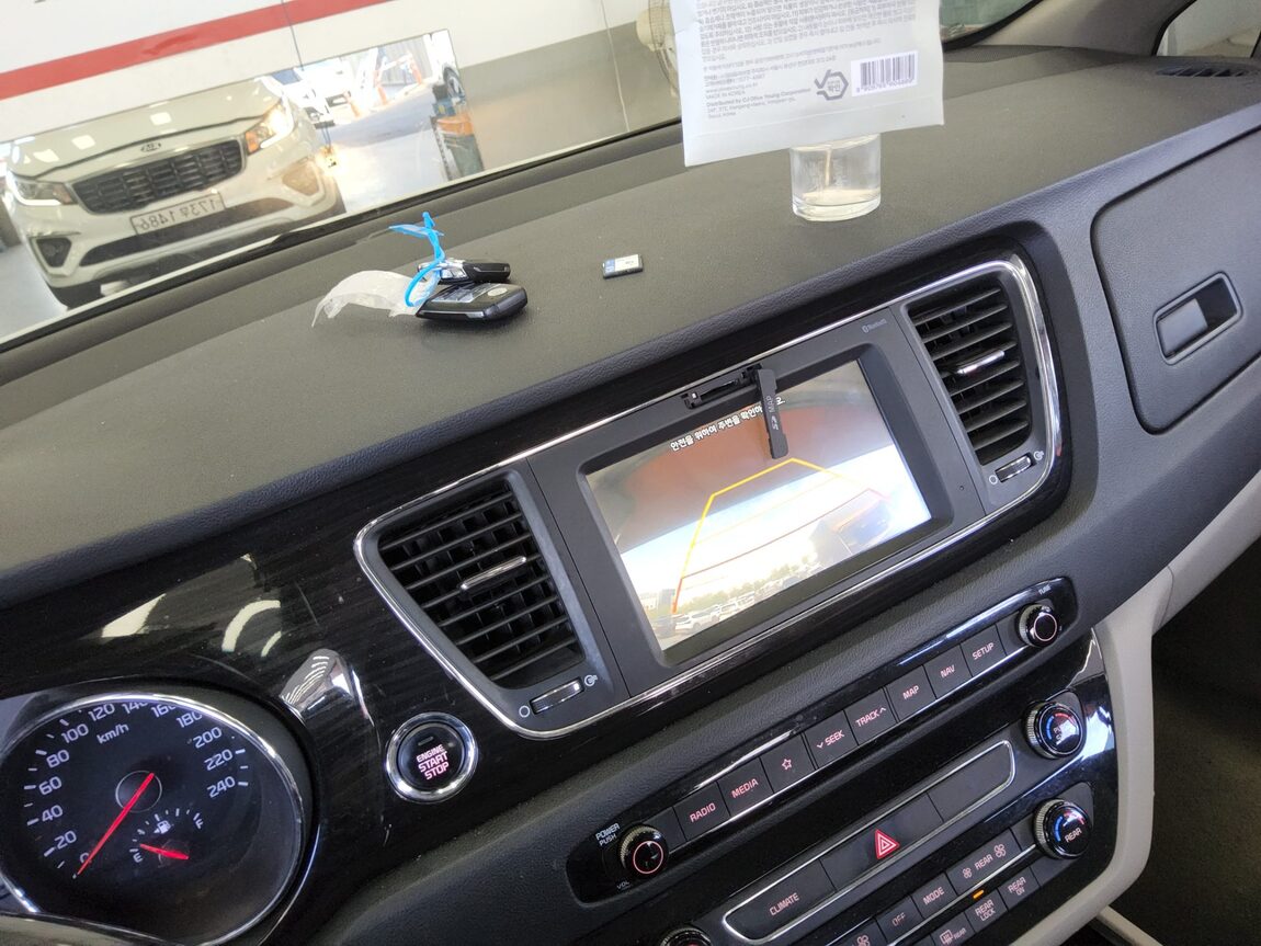 KIA THE NEW CARNIVAL 9-SEATER DIESEL PRESTIGE 2020 - zdjęcie 18