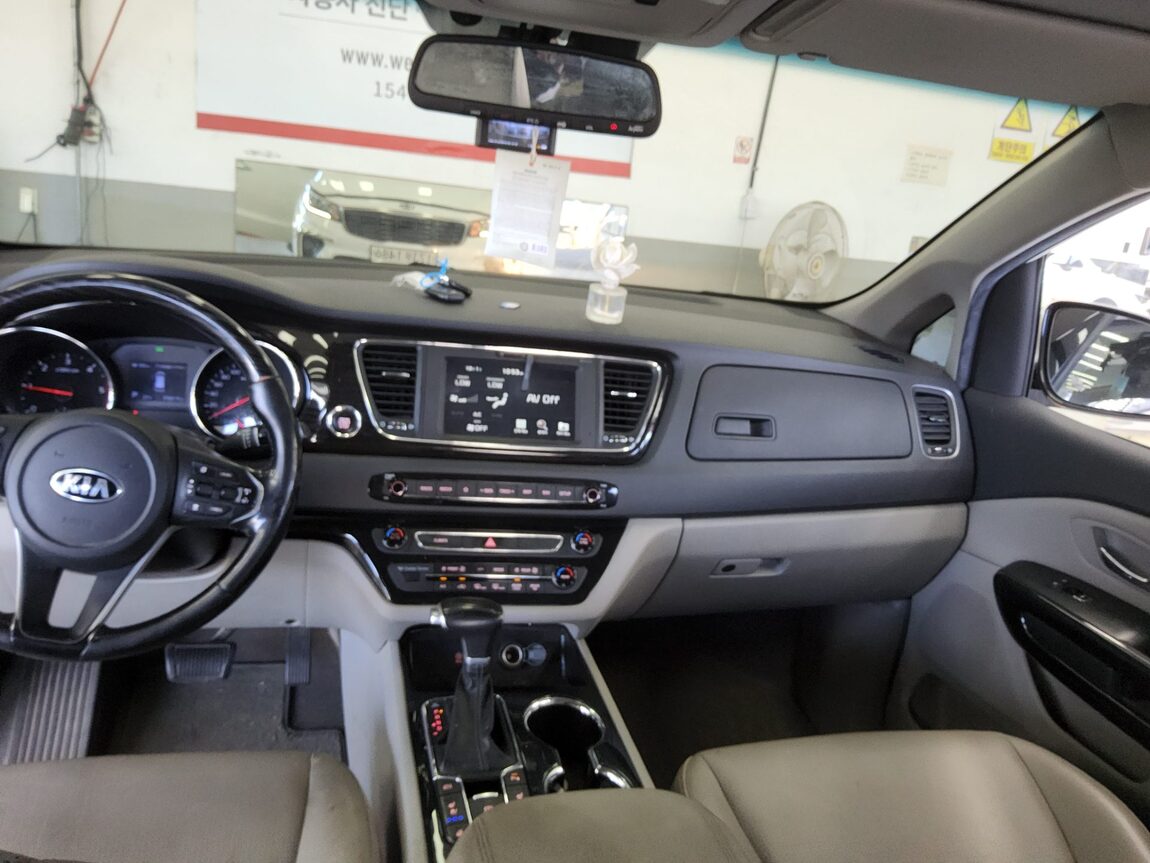 KIA THE NEW CARNIVAL 9-SEATER DIESEL PRESTIGE 2020 - zdjęcie 11