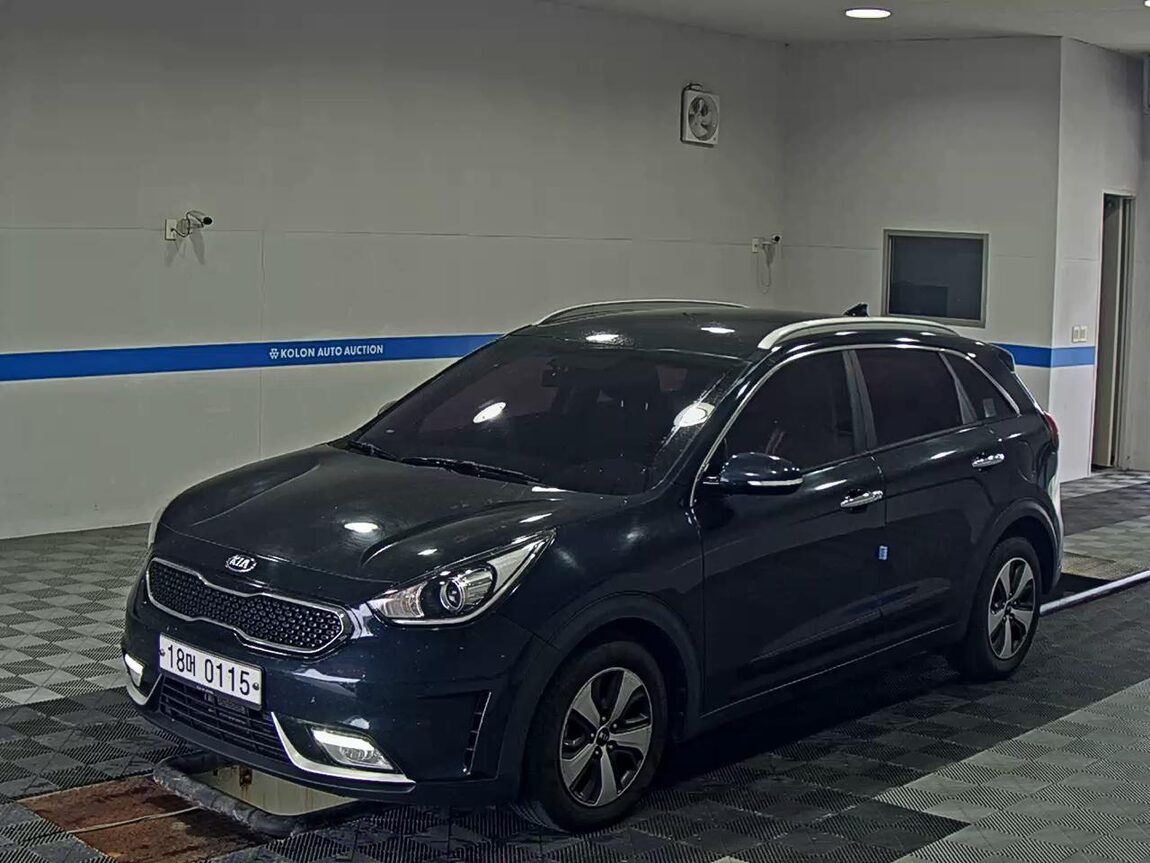 KIA NIRO 1.6 HYBRID PRESTIGE 2017 - zdjęcie 2