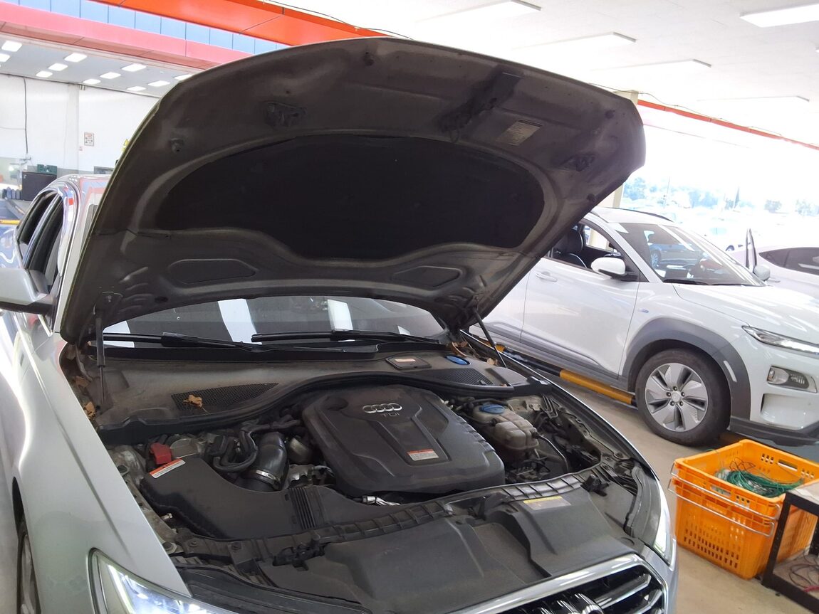 AUDI A6 (4TH GEN) 35 TDI PREMIUM 2016 - zdjęcie 18