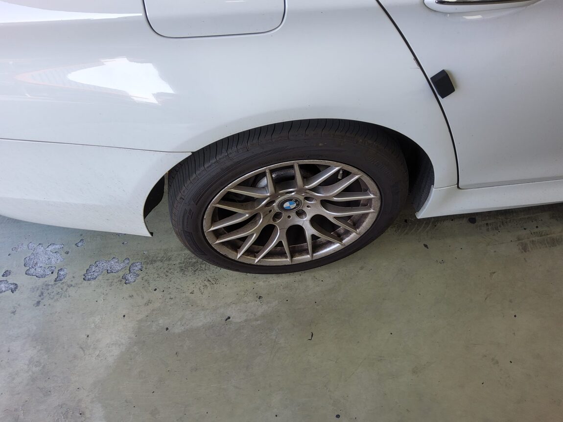 BMW 5 SERIES (6TH GEN) 520d 2015 - zdjęcie 23