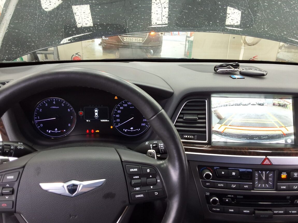 HYUNDAI GENESIS DH G330 AWD PREMIUM 2016 - zdjęcie 18