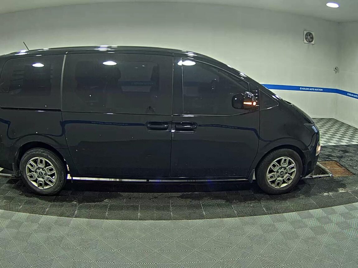 HYUNDAI STARIA 2.2 DIESEL CARGO 5-SEATER MODERN 2025 - zdjęcie 4