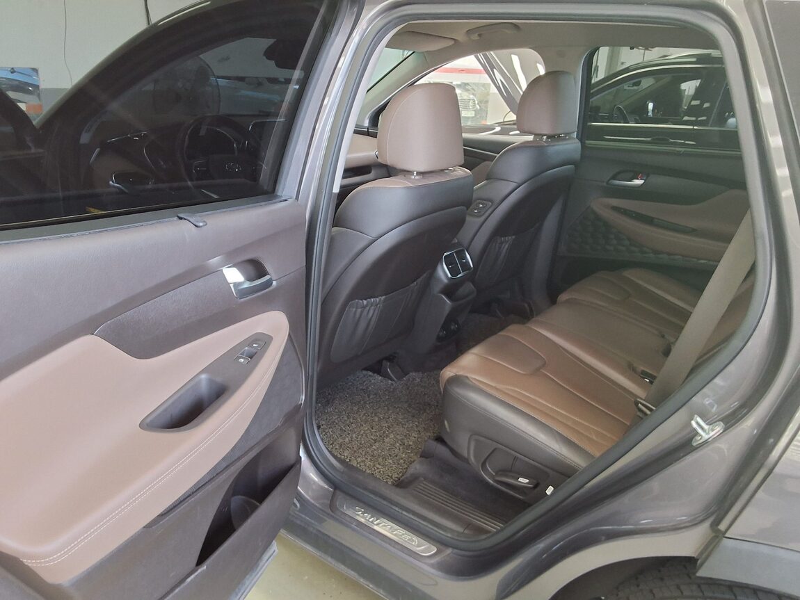 HYUNDAI SANTA FE (TM) R2.0 2WD PRESTIGE 2019 - zdjęcie 12