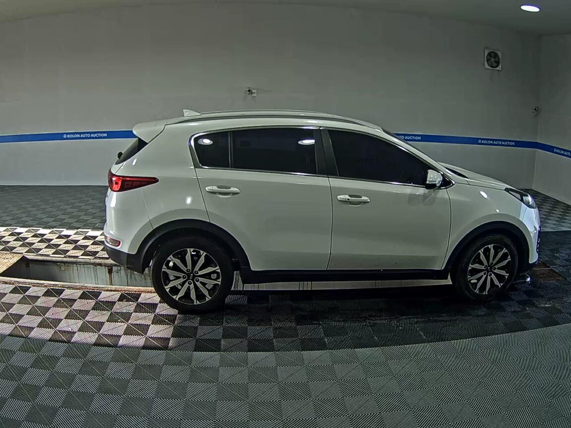 KIA NEW SPORTAGE R2.0 4WD NOBLESSE 2016 - zdjęcie 4