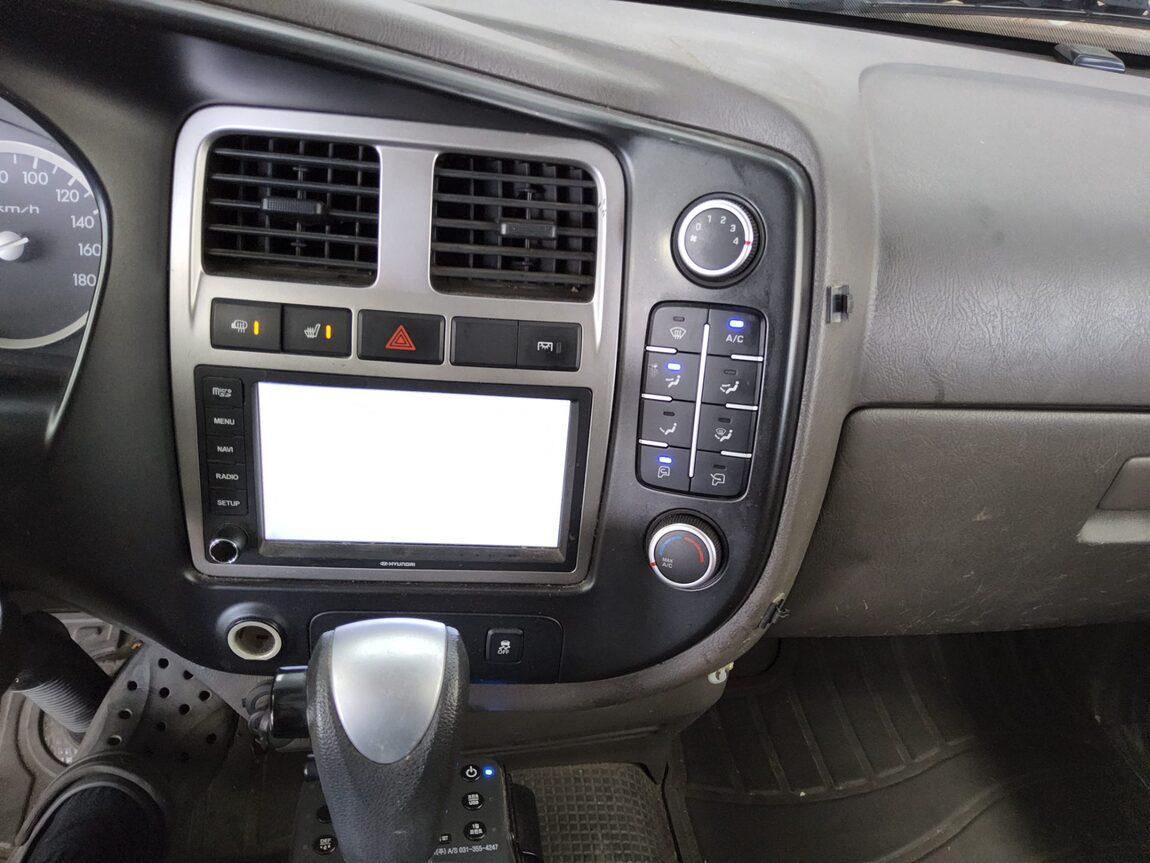 HYUNDAI PORTER II HIGH-ROOF FREEZER BOX TRUCK SUPER CAB TWIN COMPRESSOR 2019 - zdjęcie 16