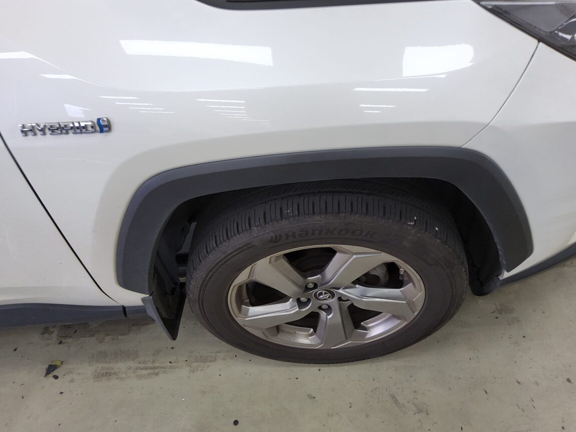 TOYOTA RAV4 (5TH GEN) 2.5 AWD HYBRID 2019 - zdjęcie 24