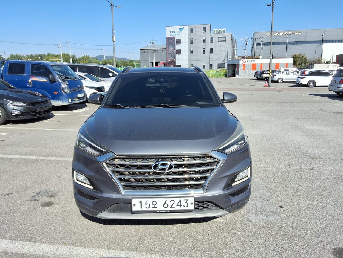HYUNDAI NEW TUCSON 1.6 GASOLINE AWD PREMIUM 2019 - zdjęcie 9