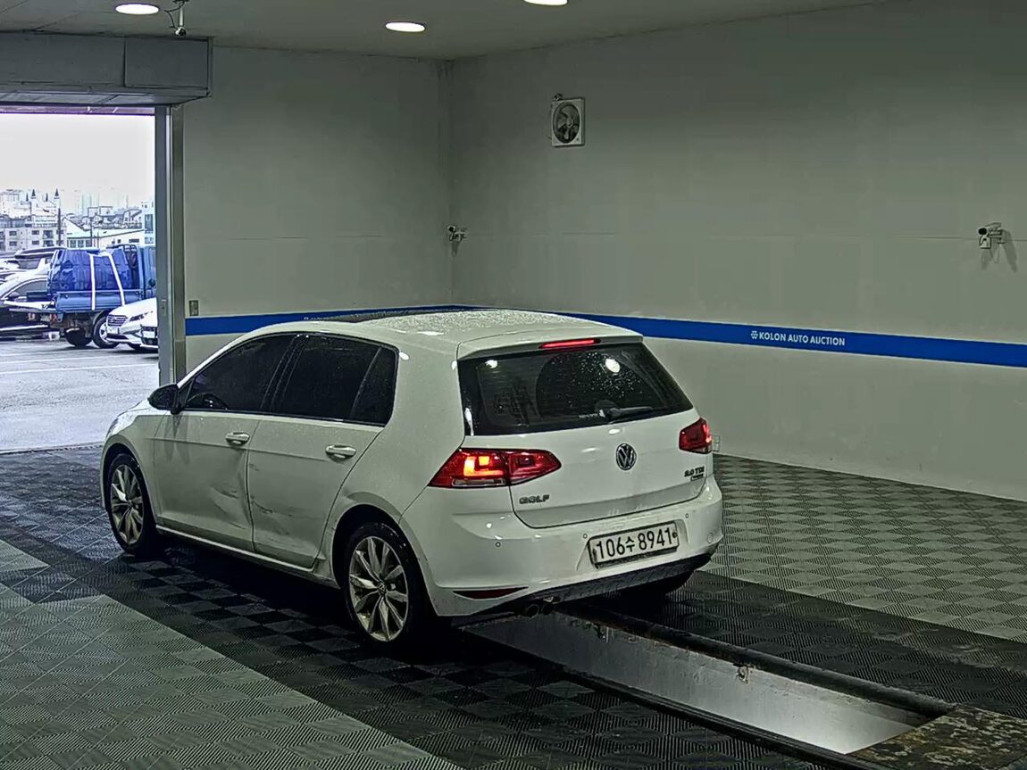 VOLKSWAGEN GOLF (7TH GEN) 2.0 TDI 2015 - zdjęcie 6