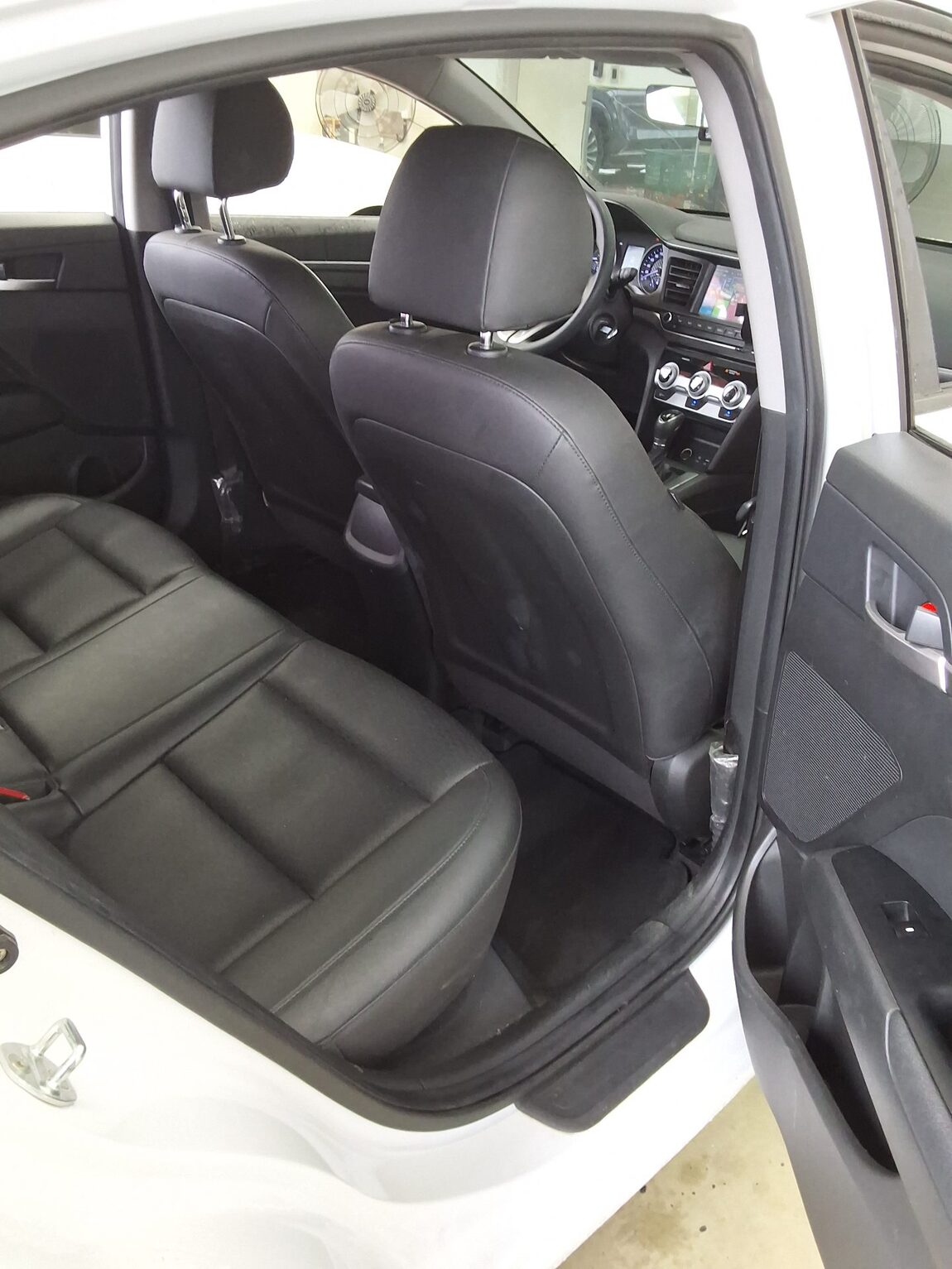 HYUNDAI THE NEW AVANTE AD 1.6 LPI RENTAL CAR STYLE 2020 - zdjęcie 13