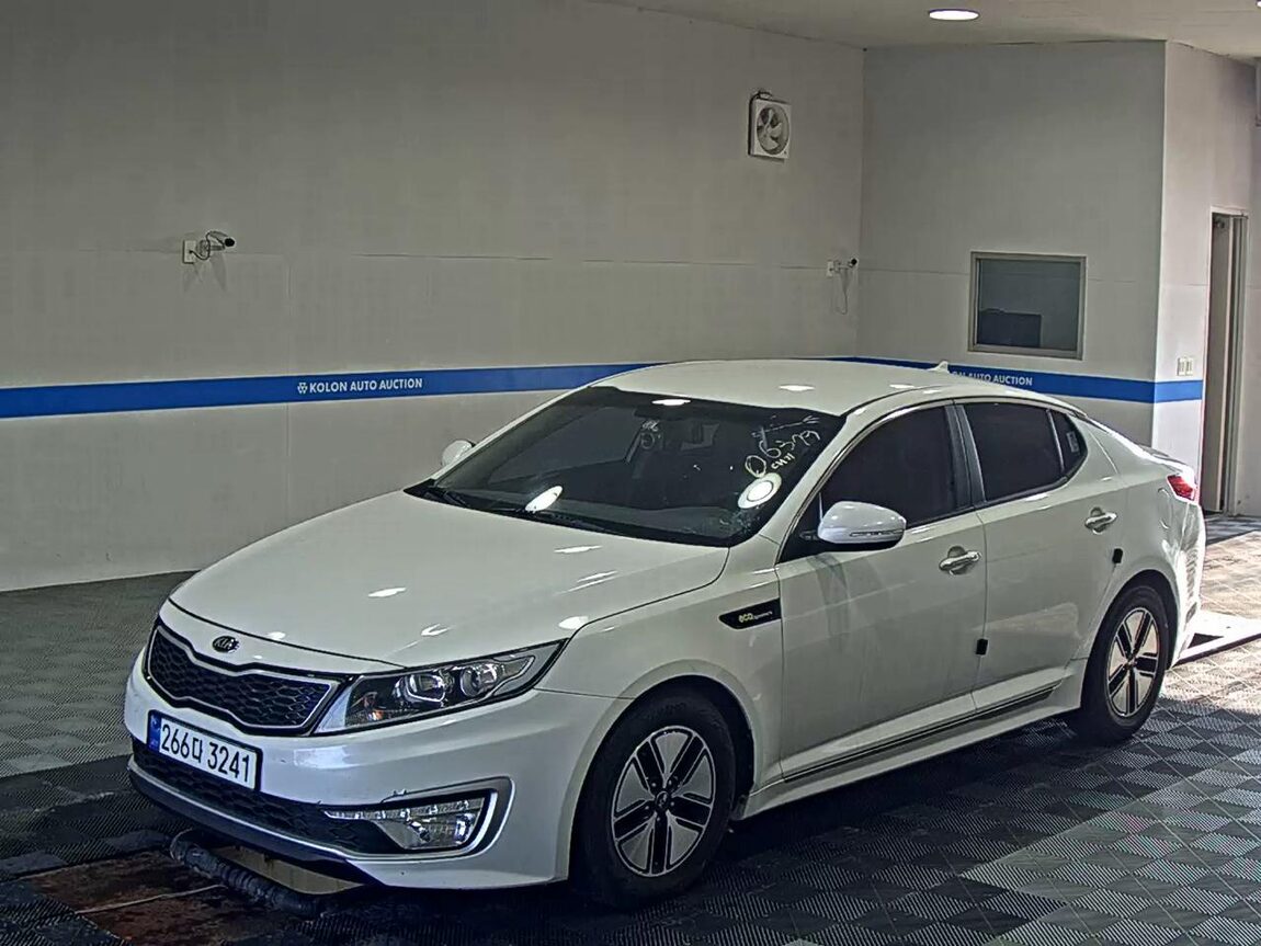KIA K5 HYBRID DELUXE 2013 - zdjęcie 2