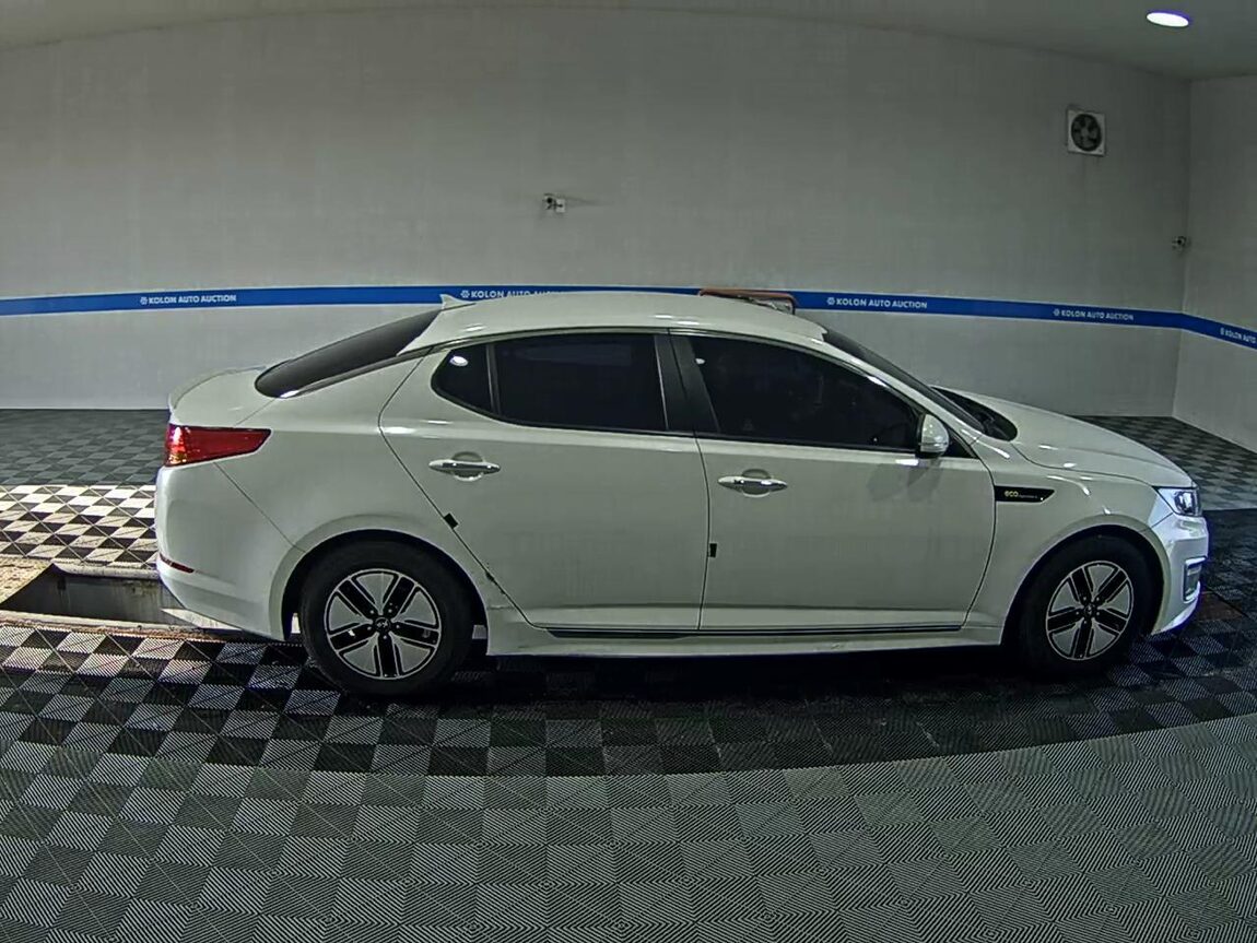 KIA K5 HYBRID DELUXE 2013 - zdjęcie 4