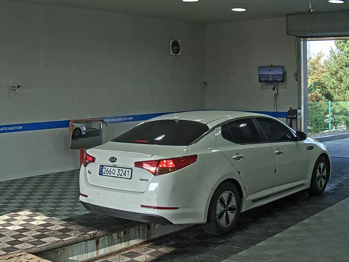 KIA K5 HYBRID DELUXE 2013 - zdjęcie 5