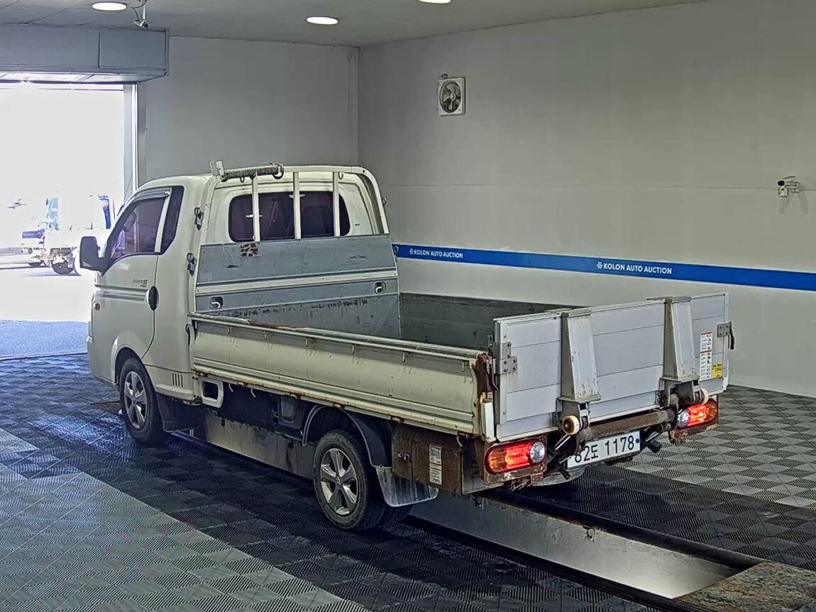 HYUNDAI PORTER II CRDi SUPER CAB EXTRA LONG WHEELBASE HIGH SUPER 2016 - zdjęcie 6
