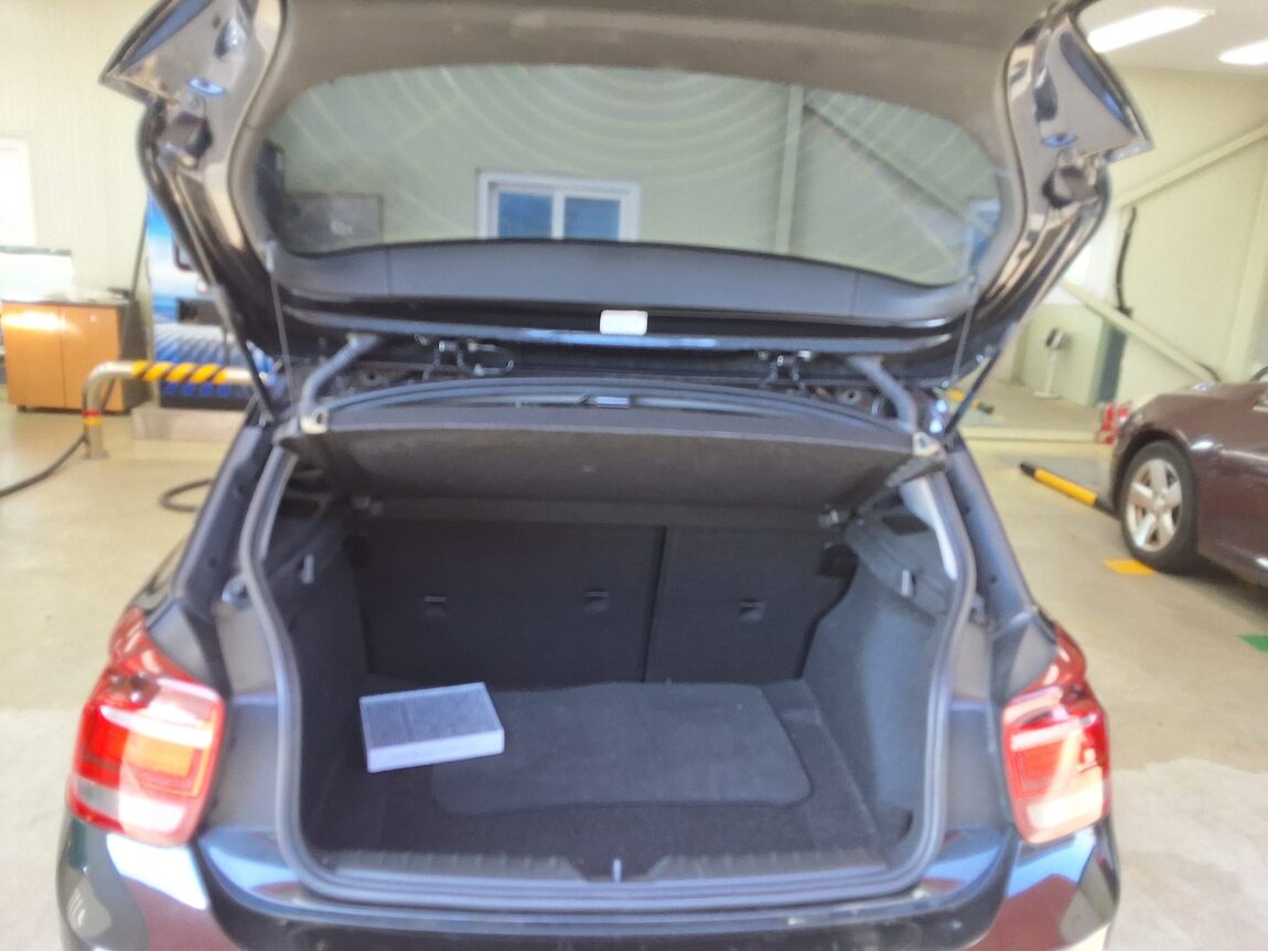 BMW 1 SERIES (2ND GEN) 5-DOOR 118d SPORTS 2015 - zdjęcie 16