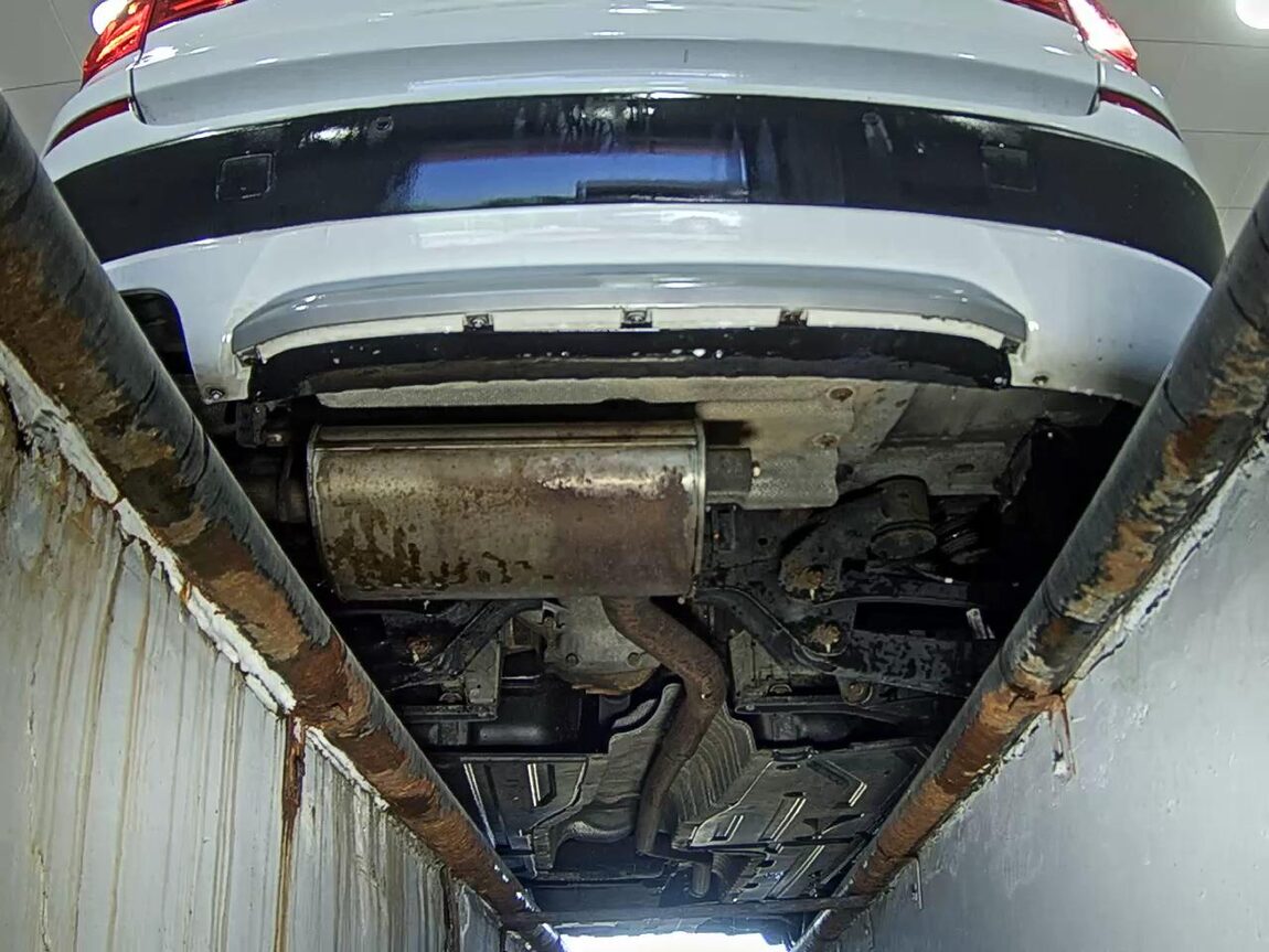 BMW X3 (2ND GEN) 20d xDRIVE HIGH 2011 - zdjęcie 8
