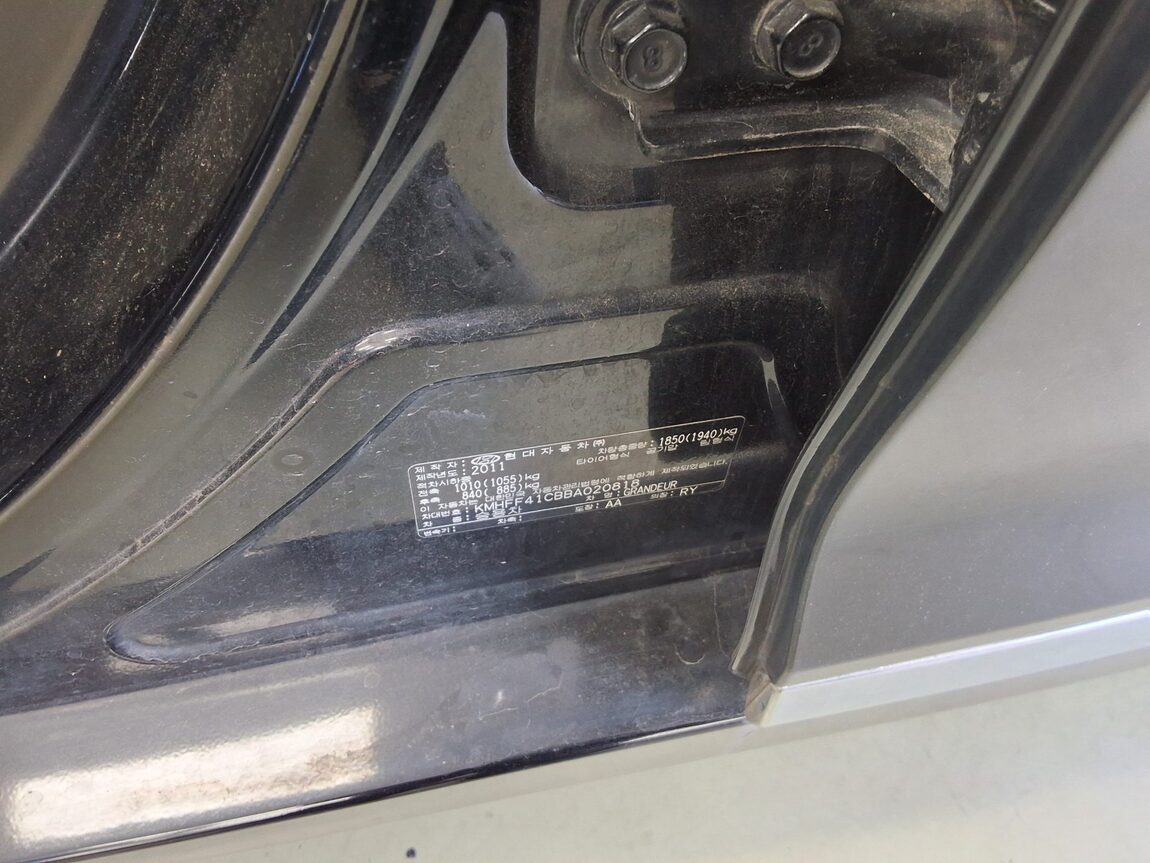 HYUNDAI GRANDEUR HG HG 240 LUXURY 2011 - zdjęcie 16