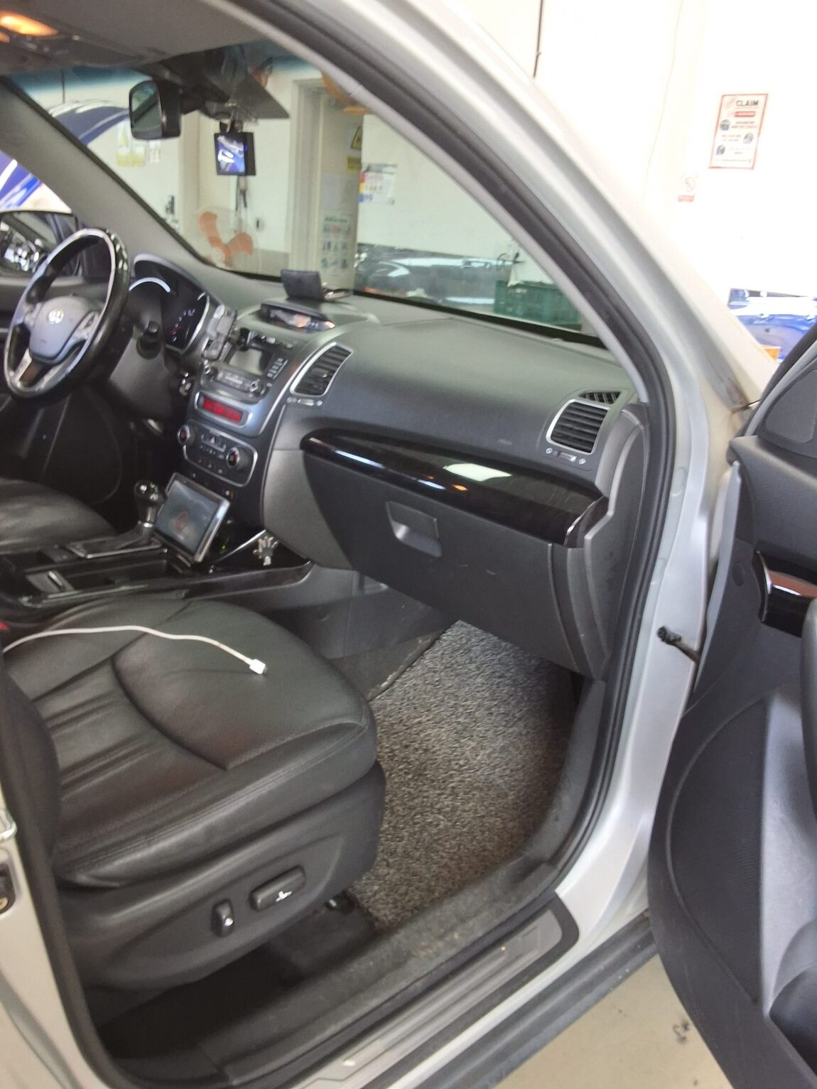 KIA NEW SORENTO R R2.0 2WD PRESTIGE 2014 - zdjęcie 14