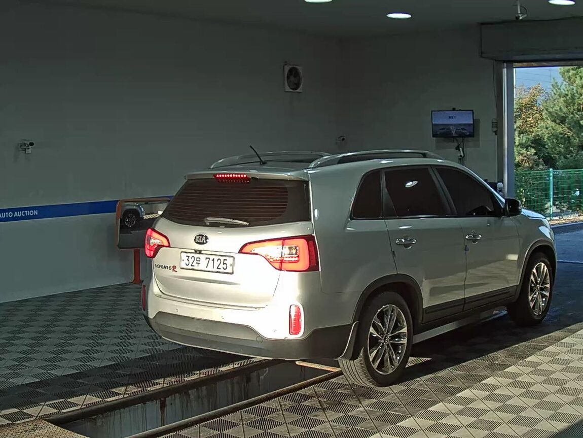 KIA NEW SORENTO R R2.0 2WD PRESTIGE 2014 - zdjęcie 5