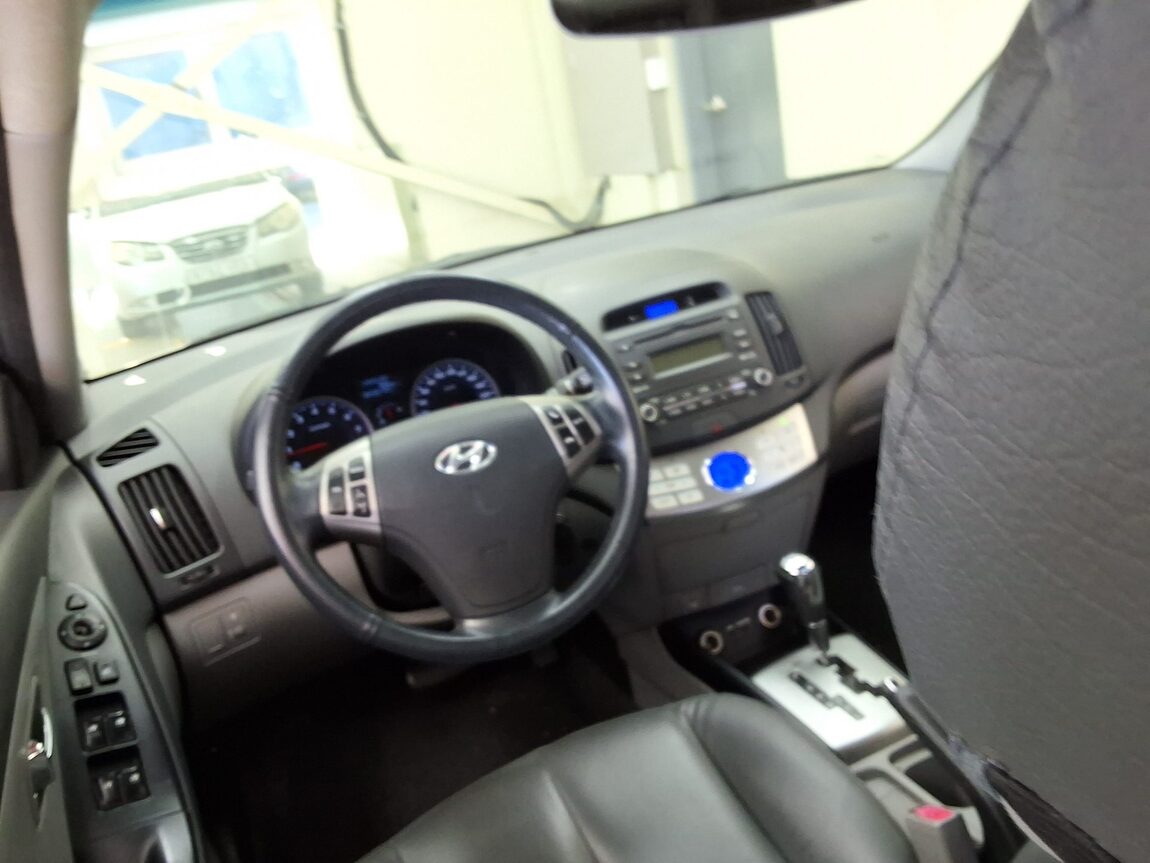 HYUNDAI AVANTE HD 1.6 VVT S16 LUXURY 2010 - zdjęcie 12