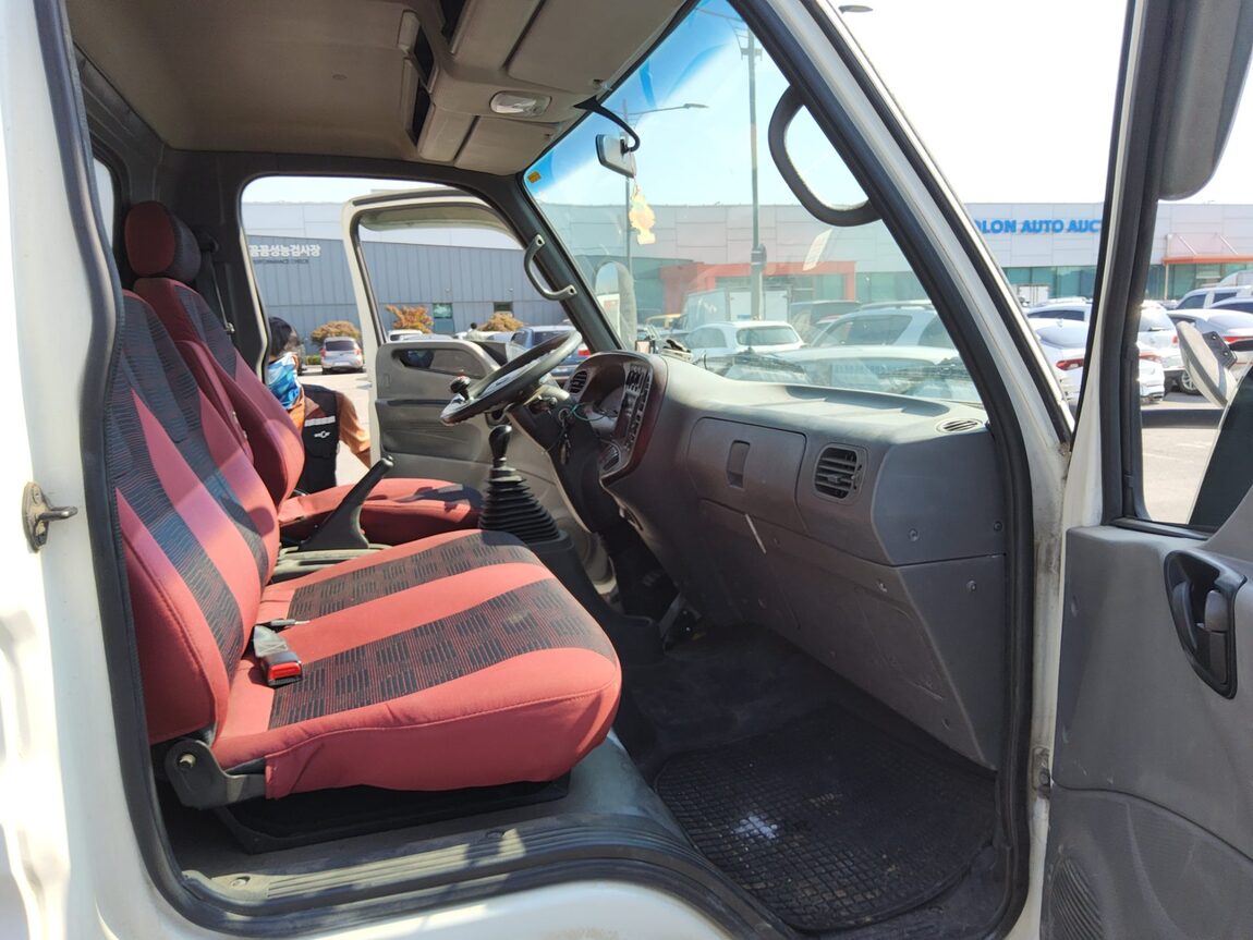 HYUNDAI e-MIGHTY 2.5 TON STANDARD CAB LONG WHEELBASE HIGH DECK 2013 - zdjęcie 13