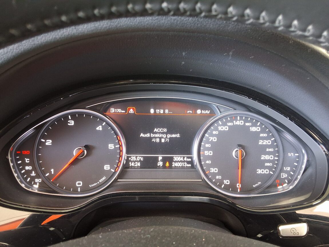 AUDI A8 (3RD GEN) 50 TDI QUATTRO LWB 2015 - zdjęcie 10