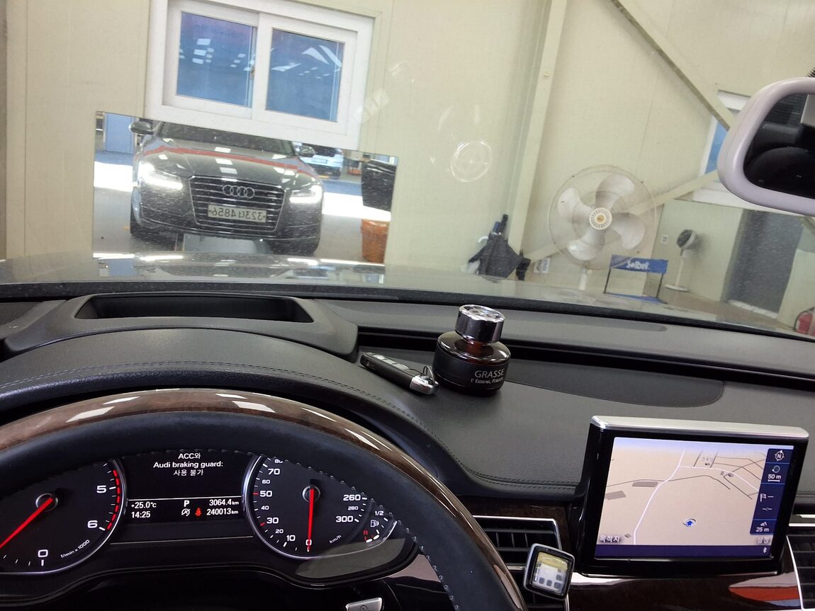 AUDI A8 (3RD GEN) 50 TDI QUATTRO LWB 2015 - zdjęcie 25