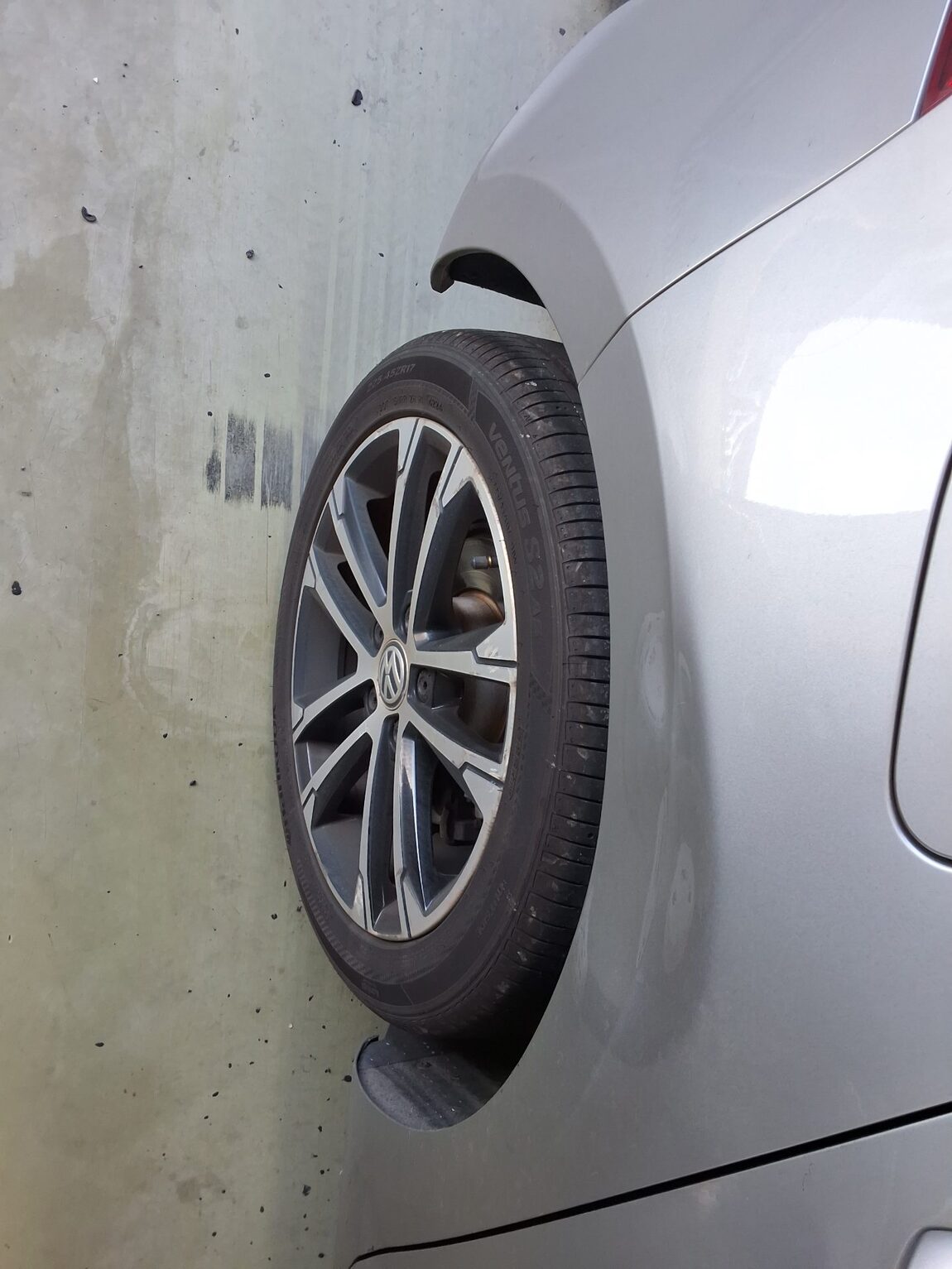 VOLKSWAGEN GOLF (7TH GEN) 2.0 TDI PREMIUM 2014 - zdjęcie 22