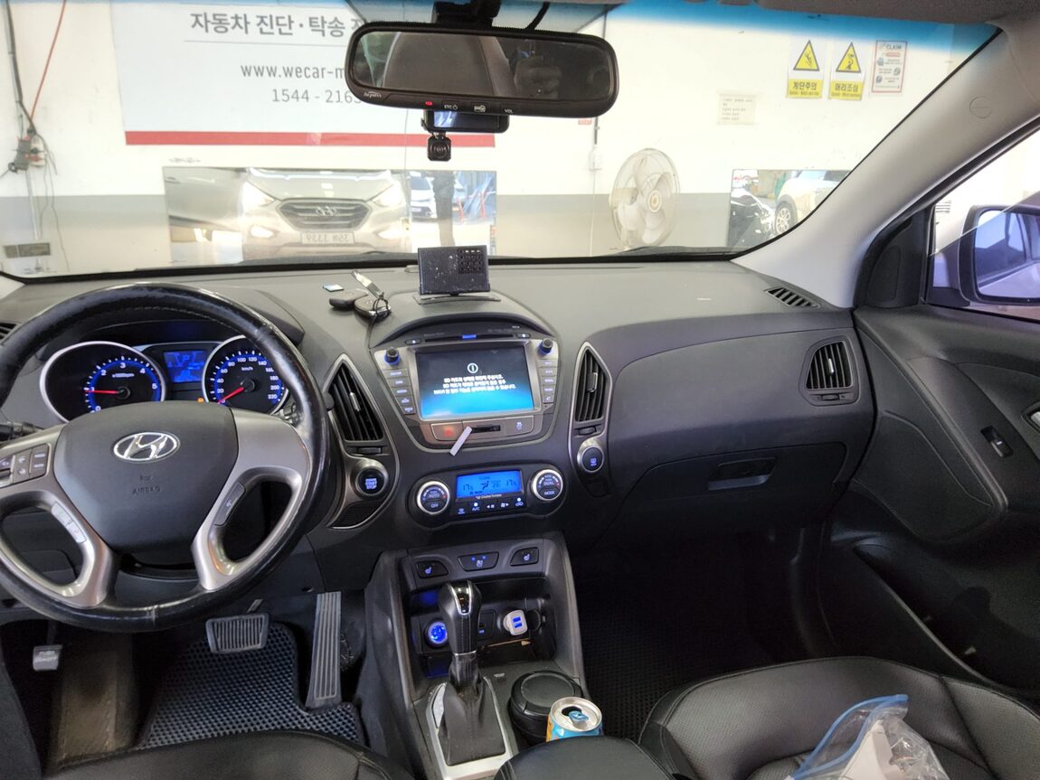HYUNDAI NEW TUCSON ix DIESEL R2.0 2WD SMART SPECIAL 2015 - zdjęcie 11