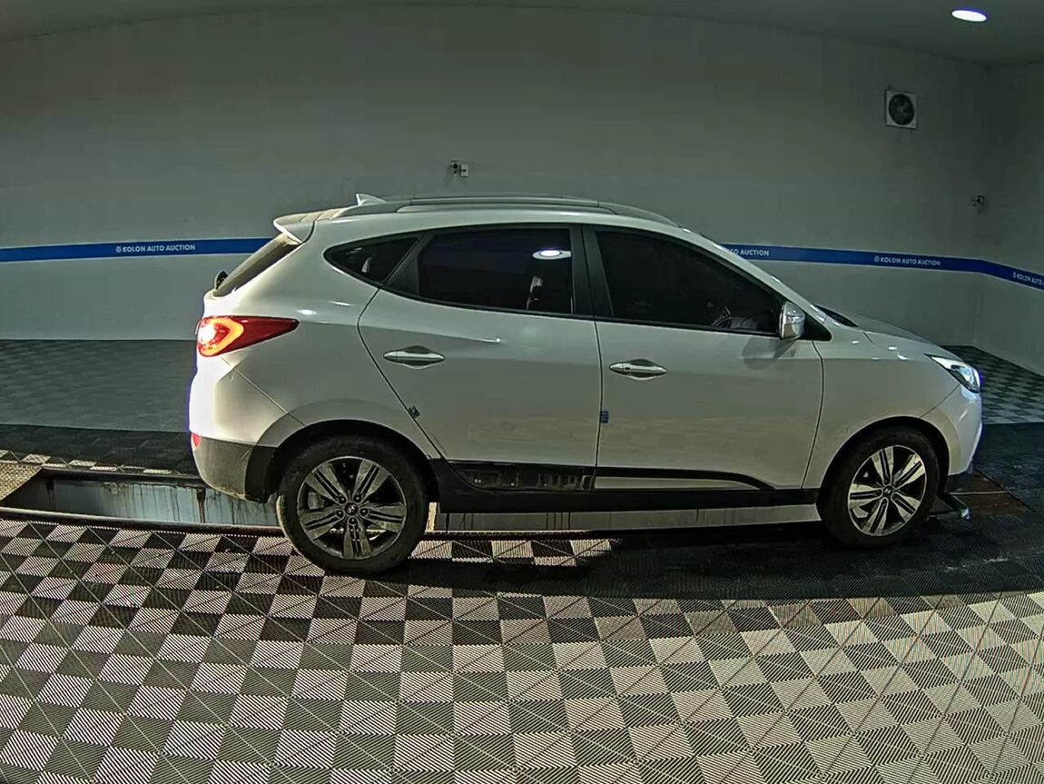 HYUNDAI NEW TUCSON ix DIESEL R2.0 2WD SMART SPECIAL 2015 - zdjęcie 4