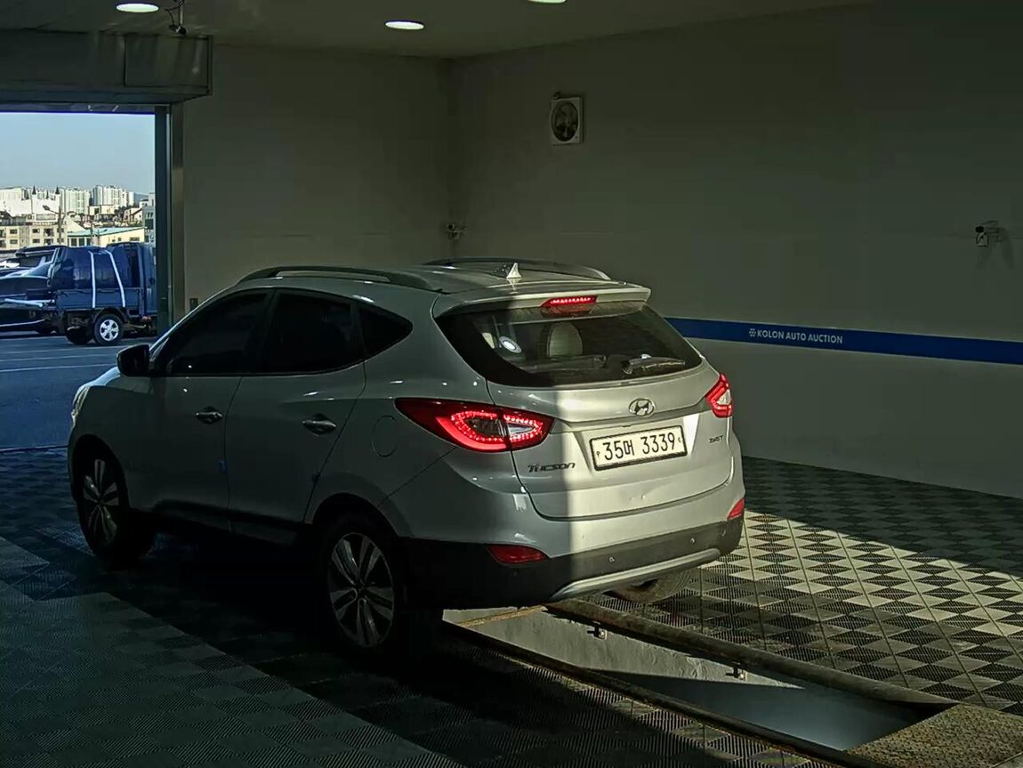 HYUNDAI NEW TUCSON ix DIESEL R2.0 2WD SMART SPECIAL 2015 - zdjęcie 6