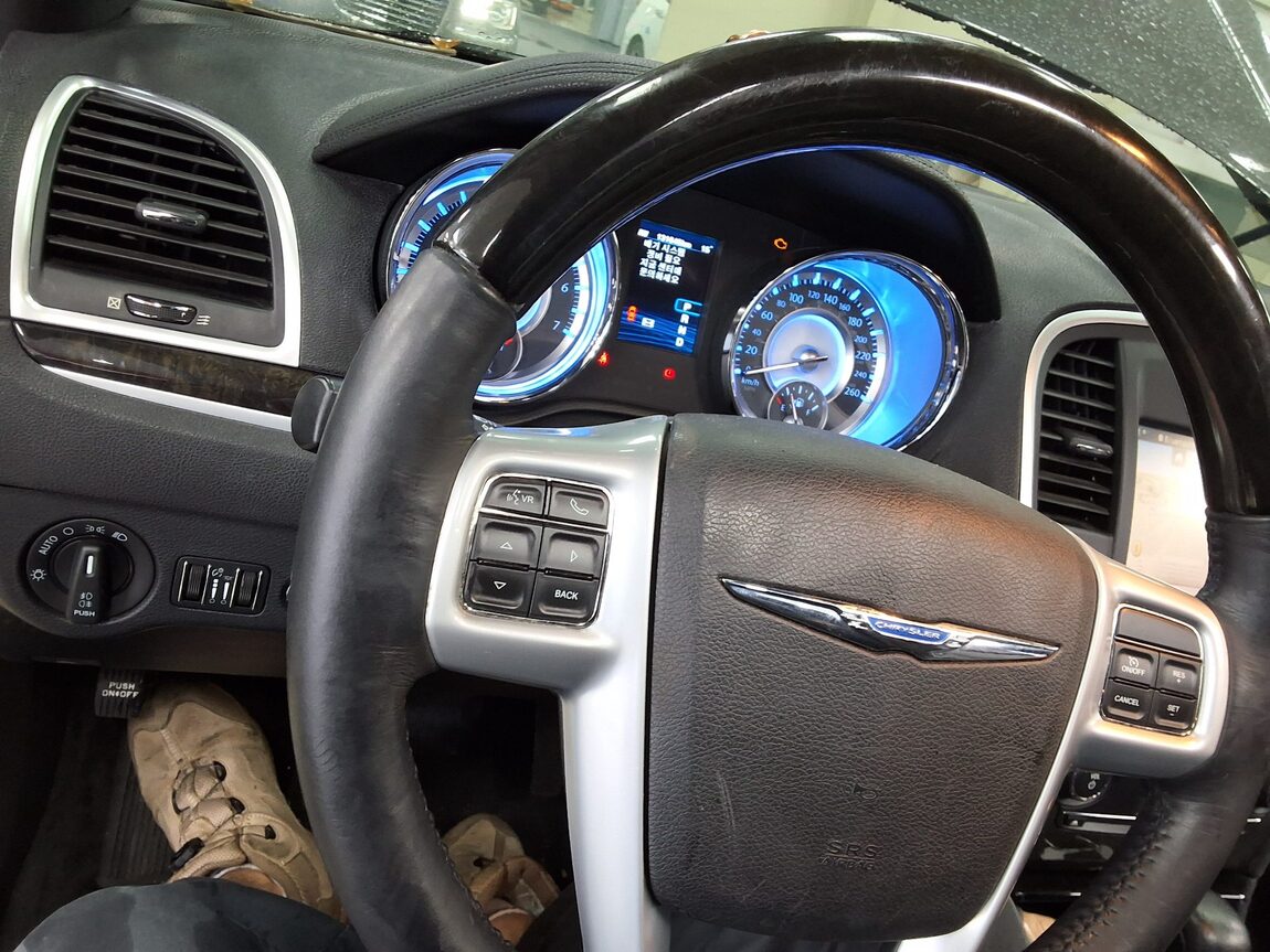CHRYSLER 300C (2ND GEN) 3.0 DIESEL 2014 - zdjęcie 22