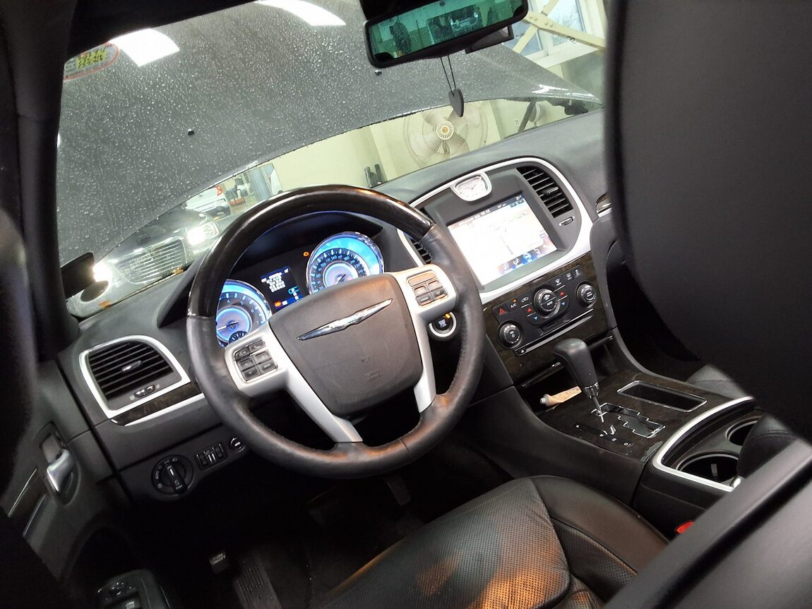 CHRYSLER 300C (2ND GEN) 3.0 DIESEL 2014 - zdjęcie 12