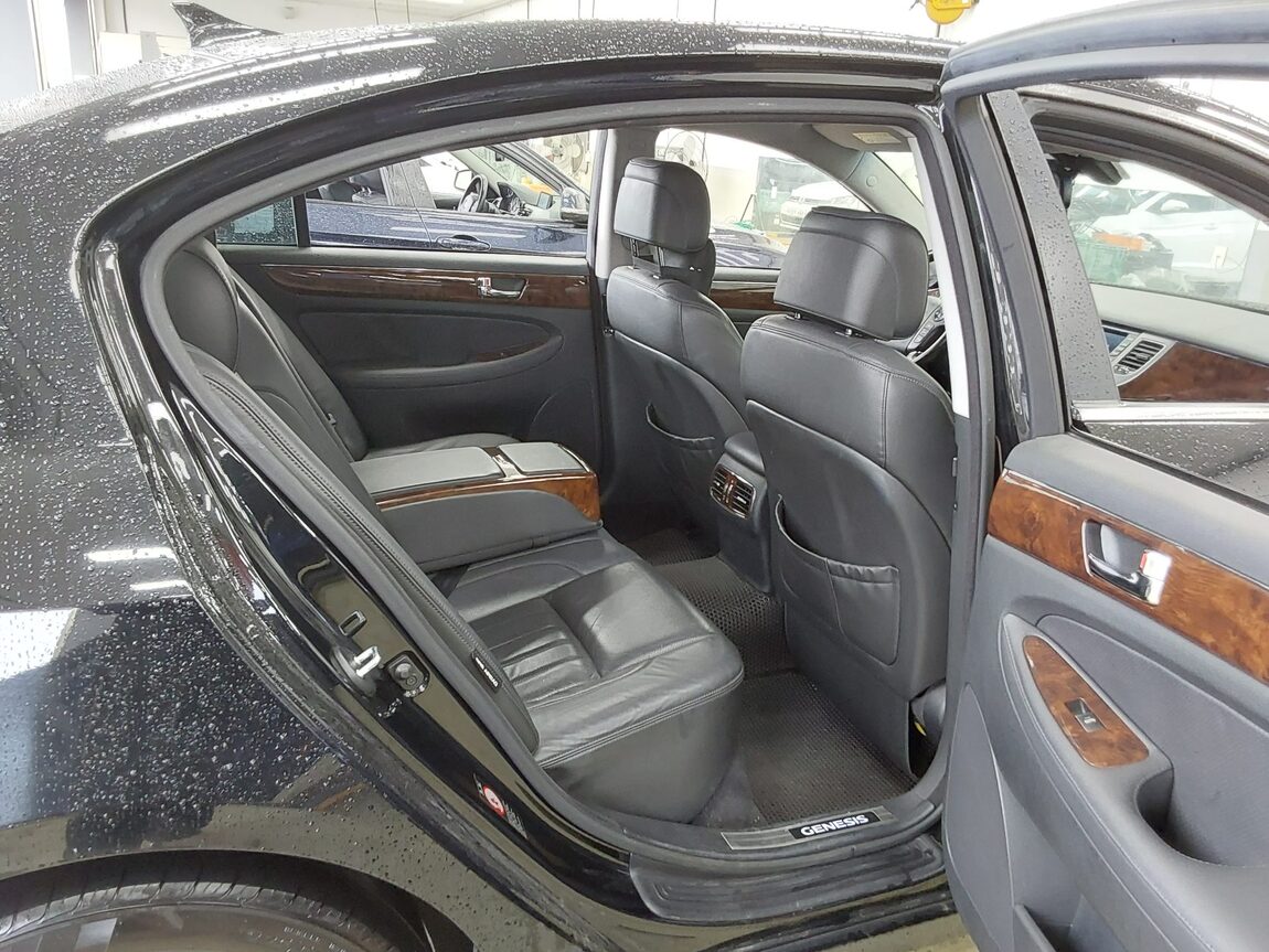 HYUNDAI GENESIS BH 330 GRAND PRIME PACK 2010 - zdjęcie 13