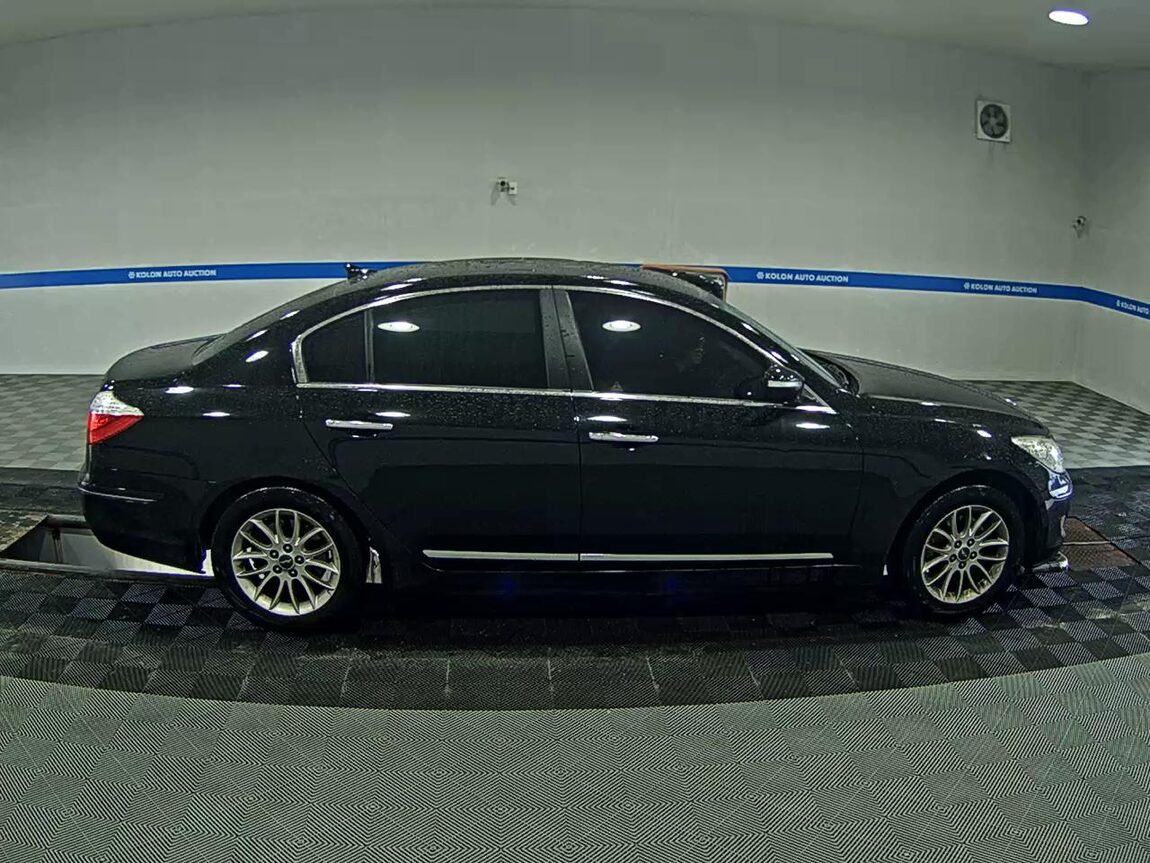 HYUNDAI GENESIS BH 330 GRAND PRIME PACK 2010 - zdjęcie 4