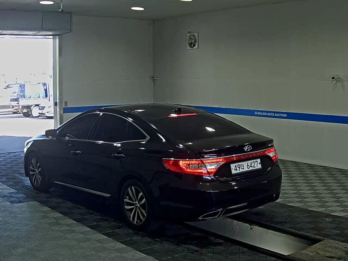 HYUNDAI GRANDEUR HG HG 240 LUXURY 2012 - zdjęcie 6