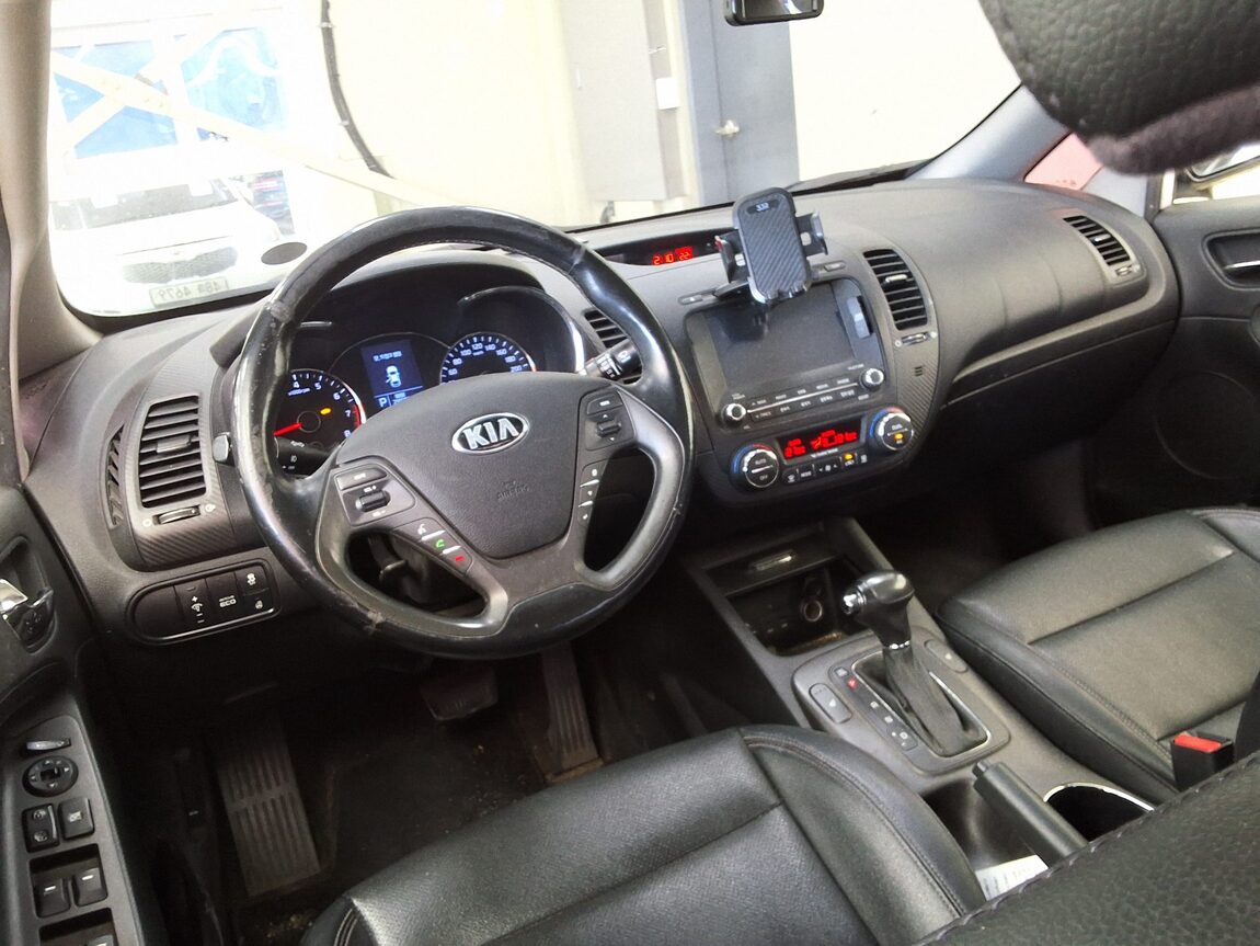 KIA K3 1.6 GDI TRENDY 2013 - zdjęcie 12